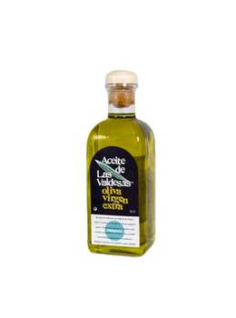 Szklana butelka o pojemności 0,5 litra z oliwą z oliwek z pierwszego tłoczenia